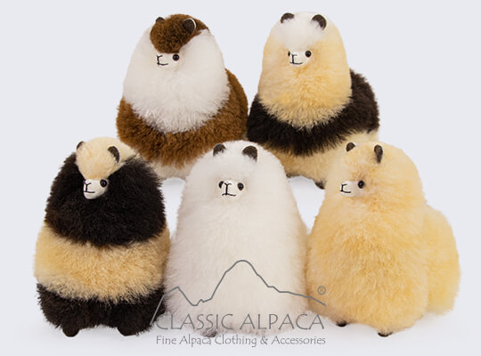 Baby Alpaca Fur-Standing Alpaca 8 inches
