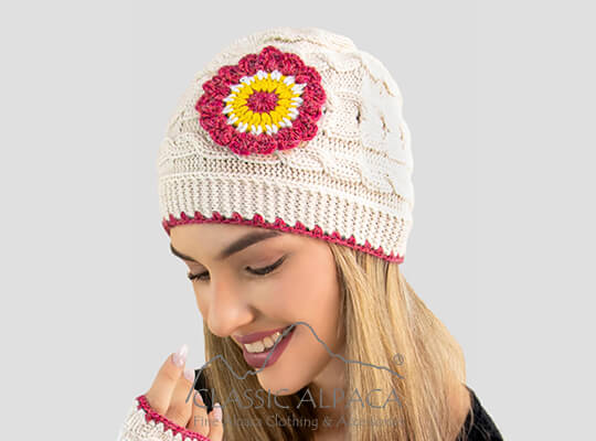 Flower Cable Alpaca Hat