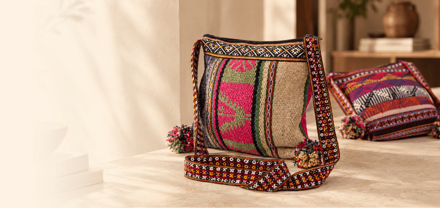 Hand-Made Large Shoulder Purse With Pompom
