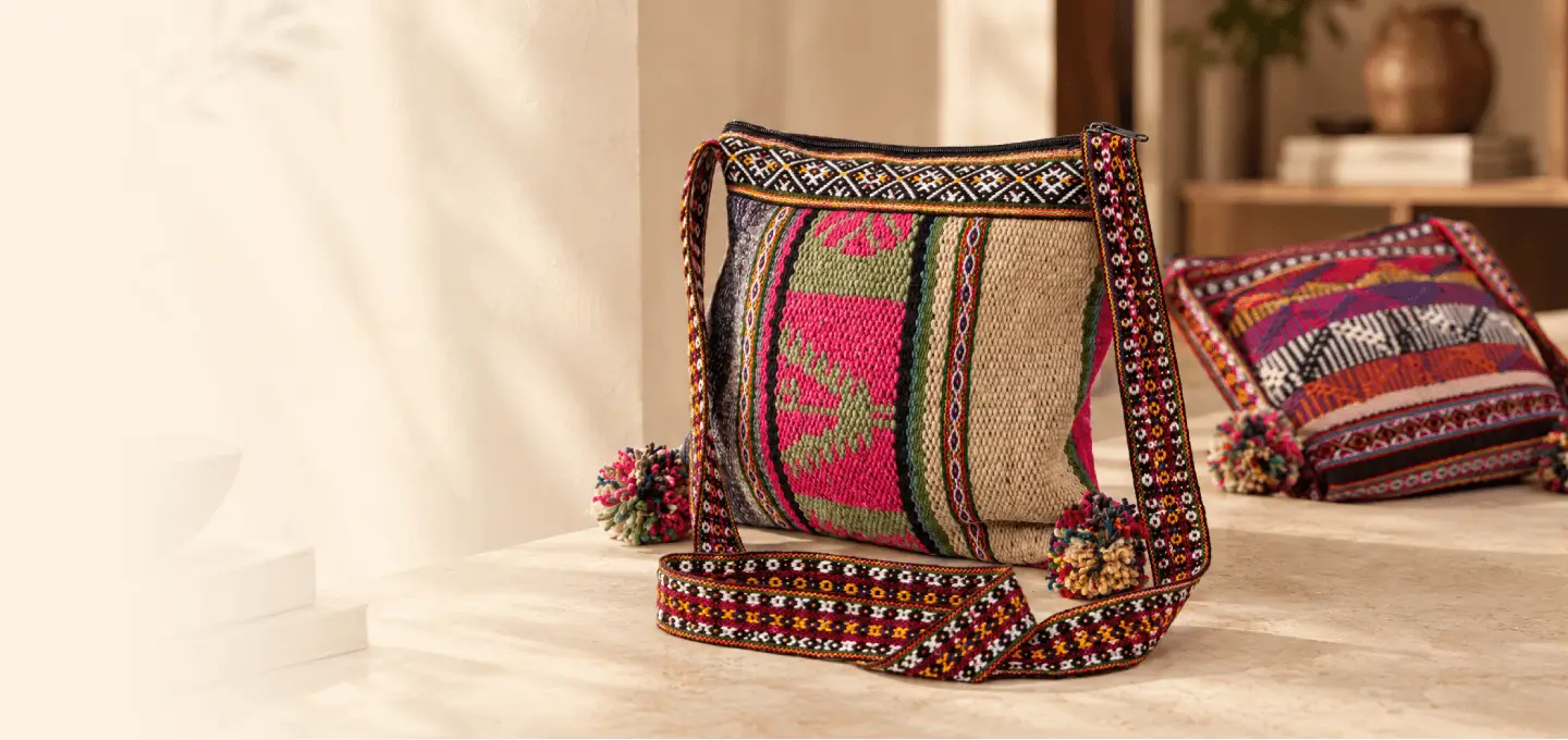 Hand-Made Large Shoulder Purse With Pompom